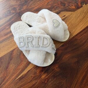 Bride Faux Fur Slippers‎ Pearl Embellished Heart Cream White Womens Size 38-39